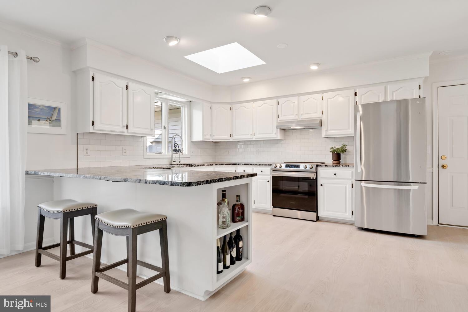 KINNAIRDS POINT - Residential