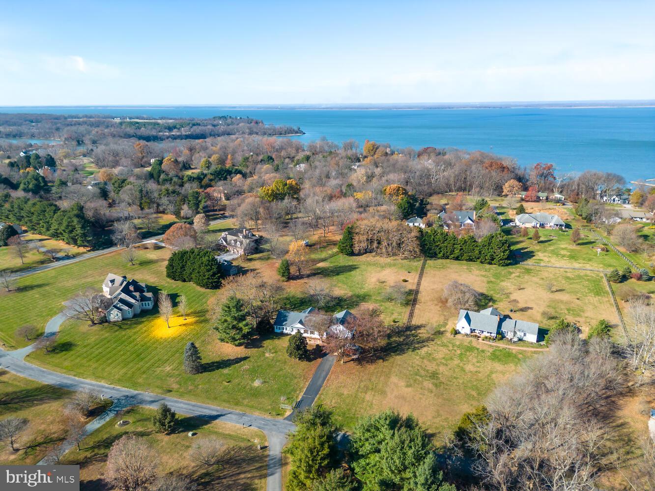 KINNAIRDS POINT - Residential