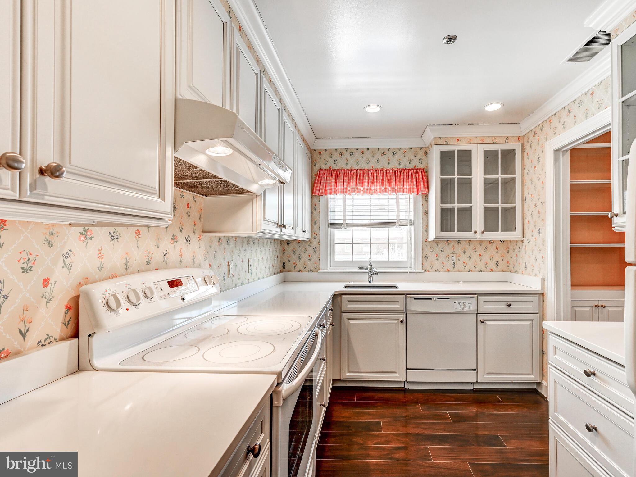 BRIGHTWOOD - Residential