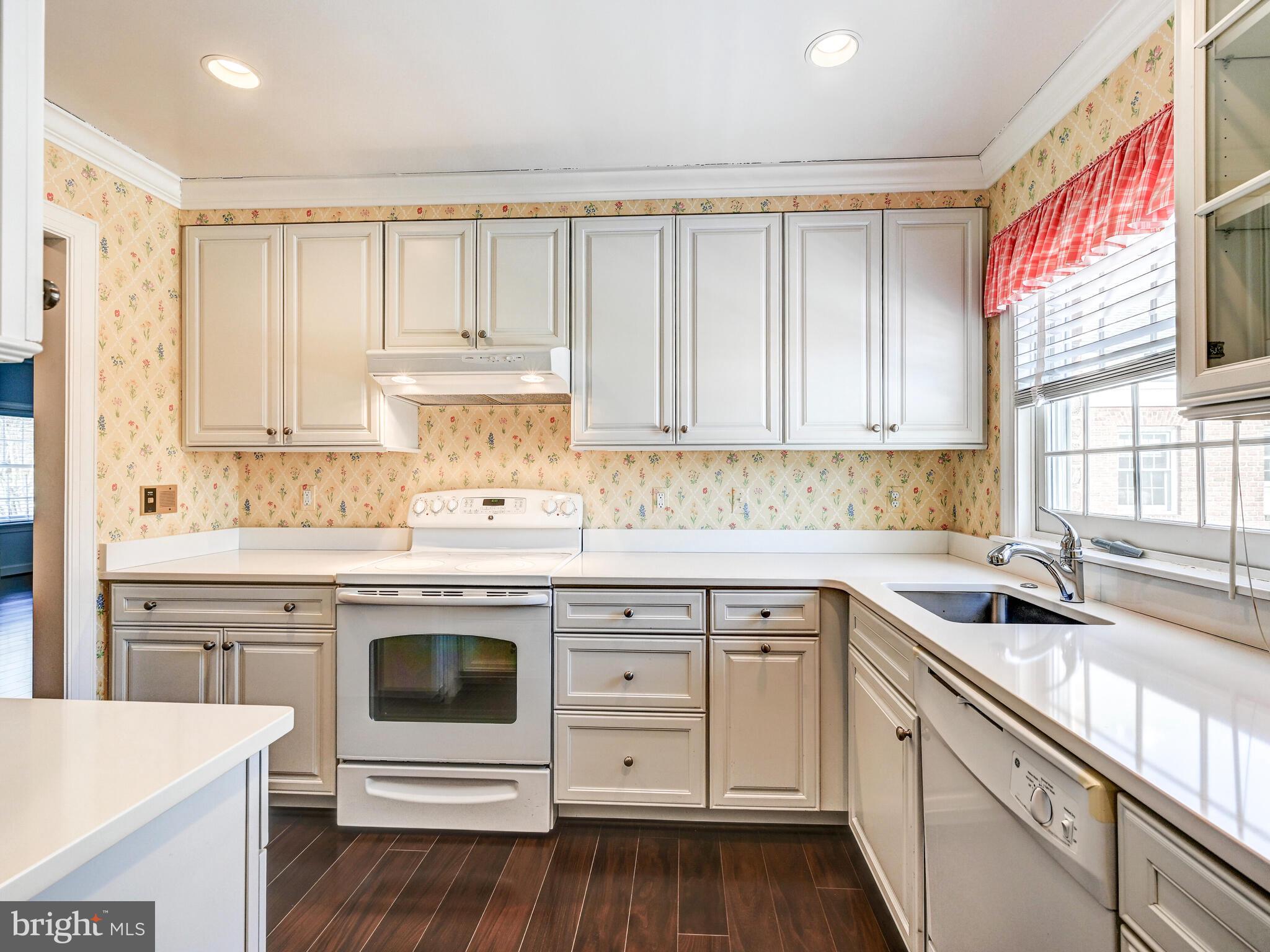 BRIGHTWOOD - Residential