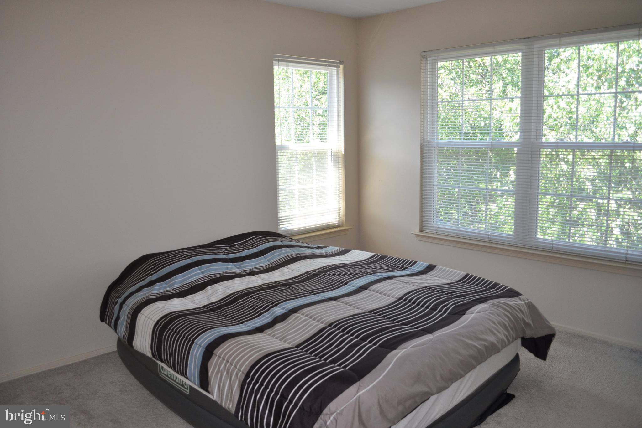 POINTE AT PARK CENTER - Residential Lease