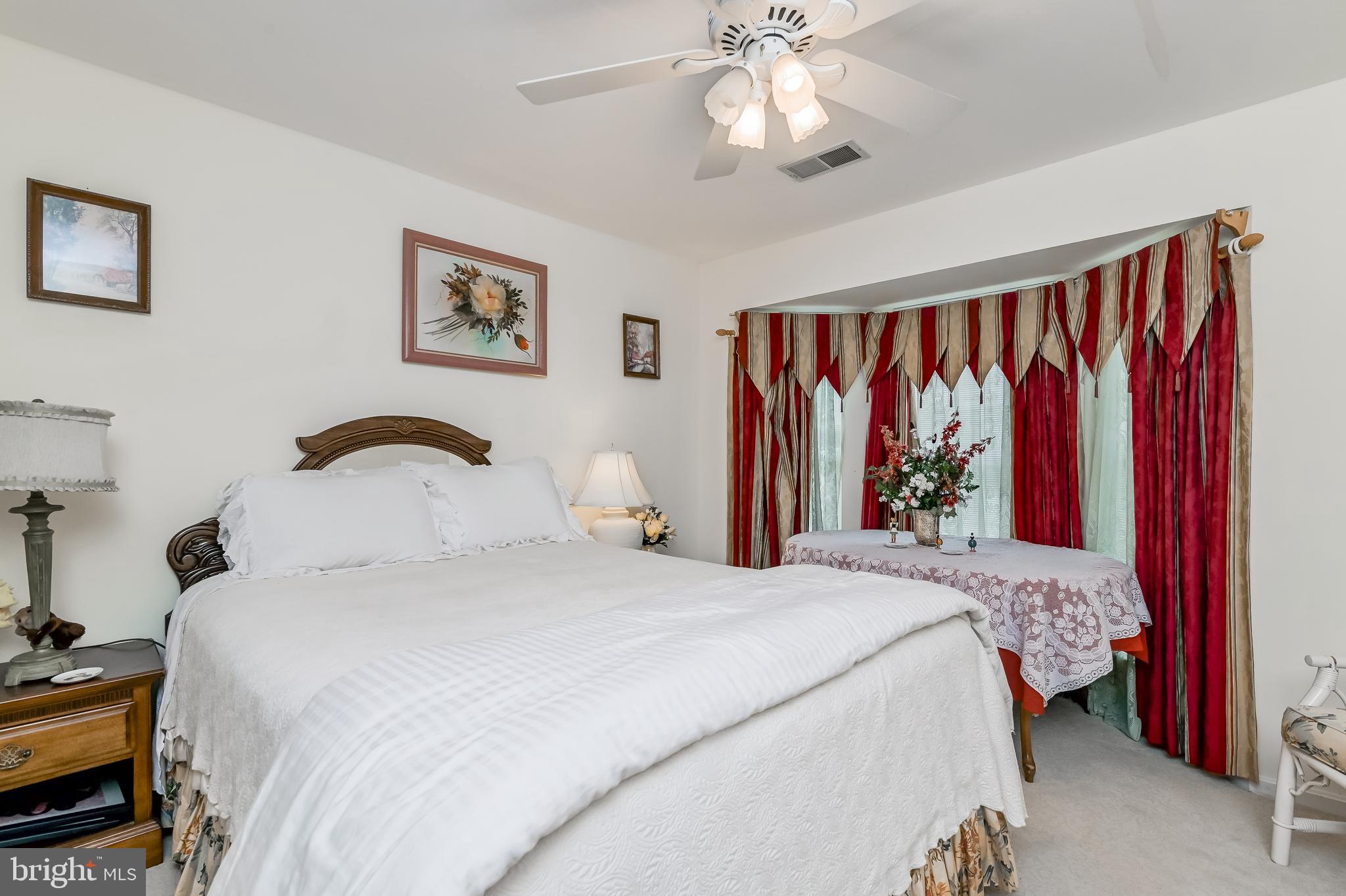 SILVERBROOK WOOD - Residential