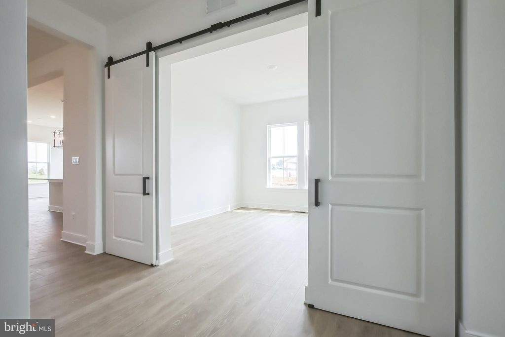 Photo of 1703 Jaymes Circle, MIDDLETOWN, DE 19709 (MLS # DENC2101450)