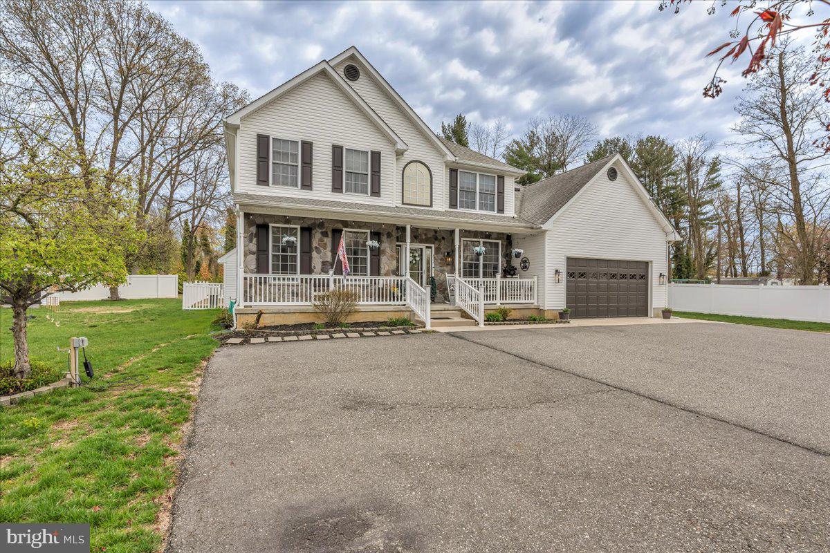 472 MANTUA BOULEVARD