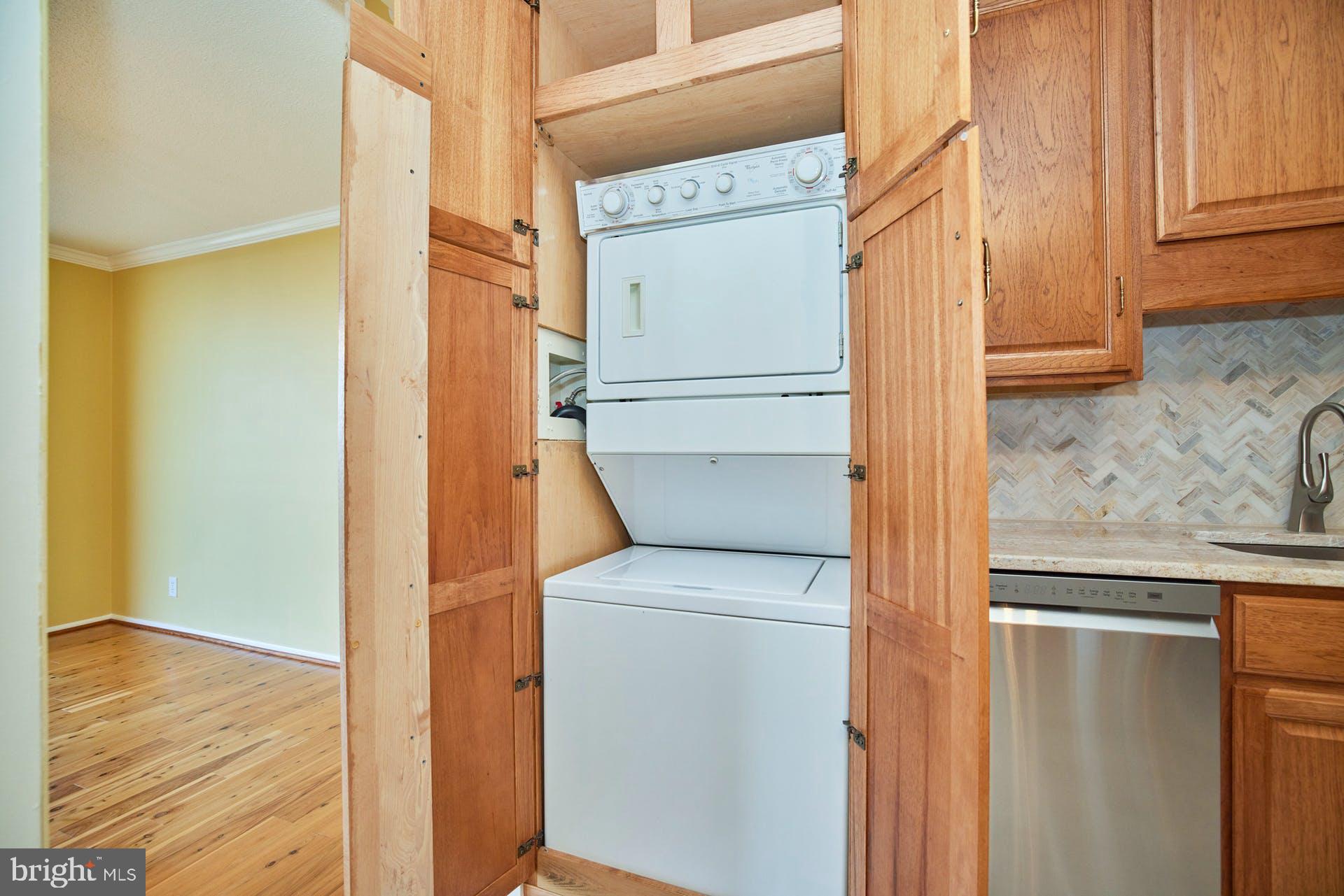 MCLEAN HOUSE - Residential