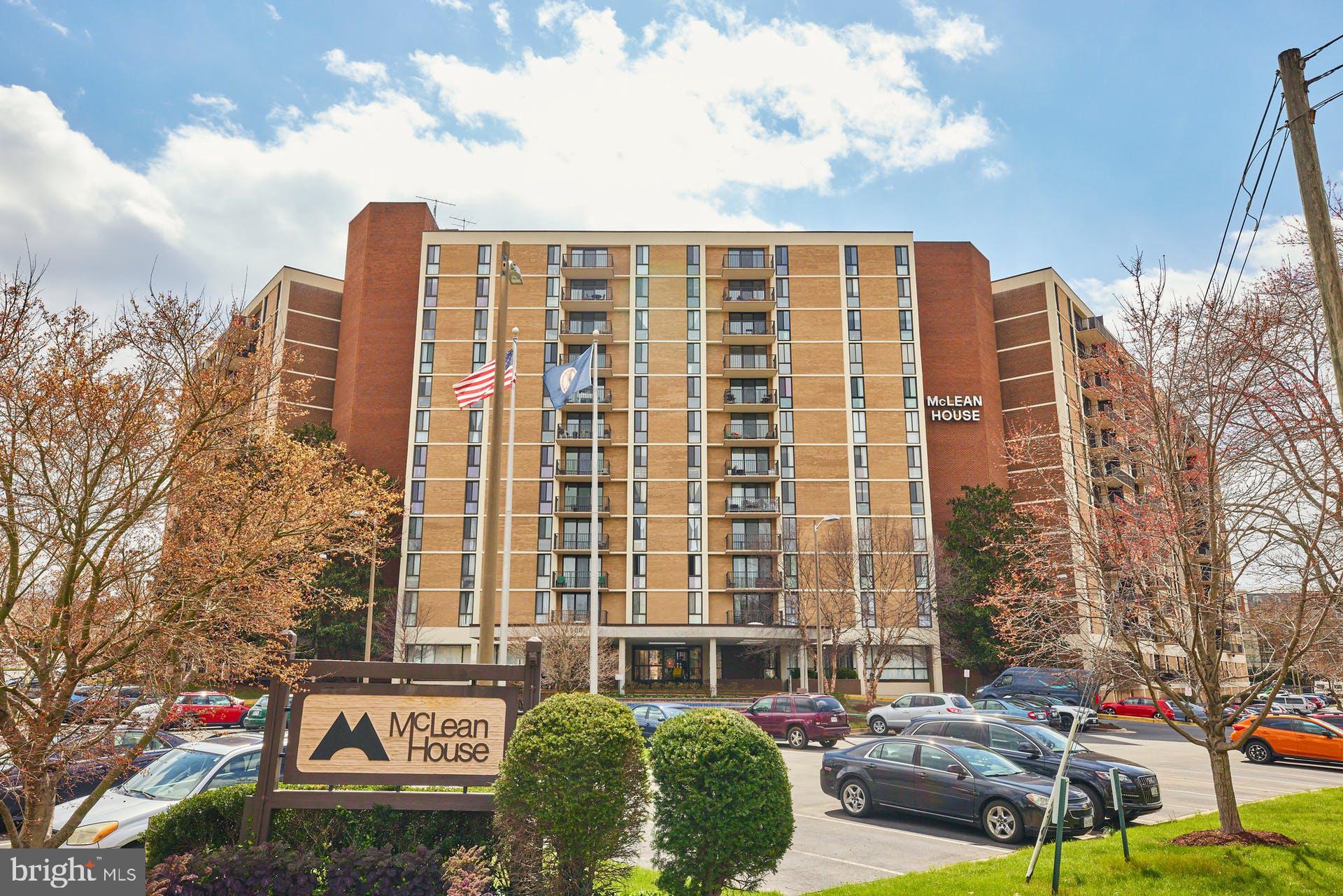 MCLEAN HOUSE - Residential