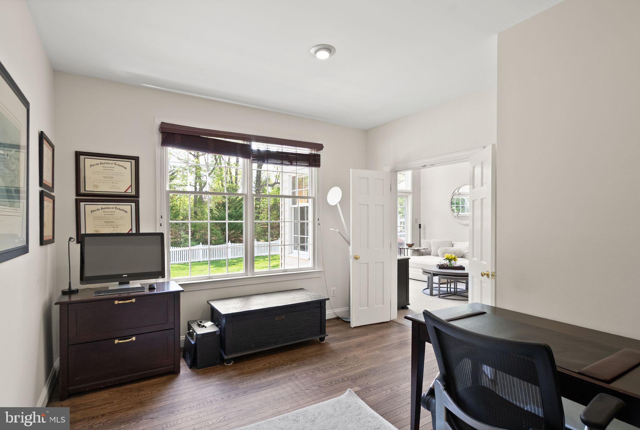 BELMONT COUNTRY CLUB - Residential