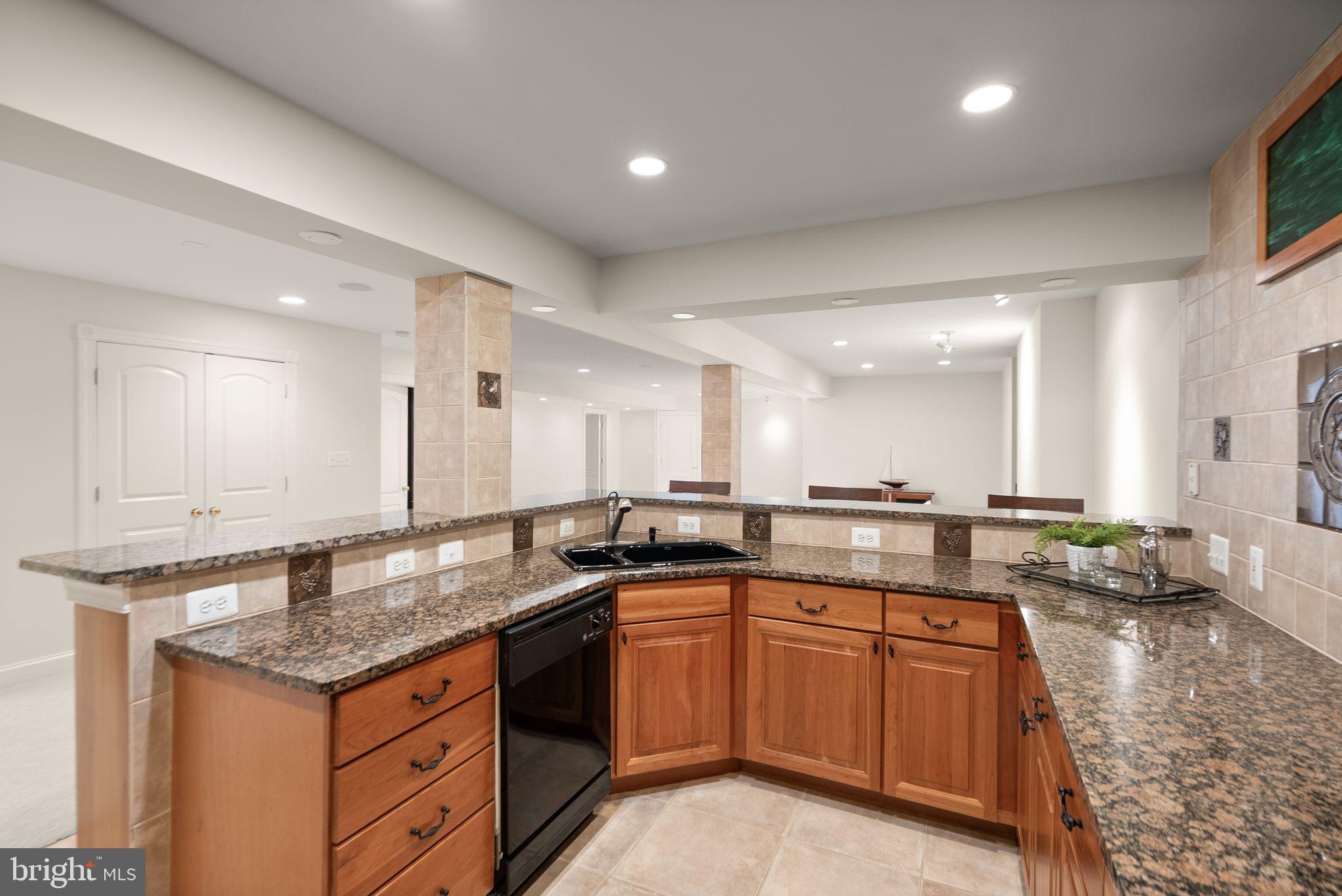 BELMONT COUNTRY CLUB - Residential