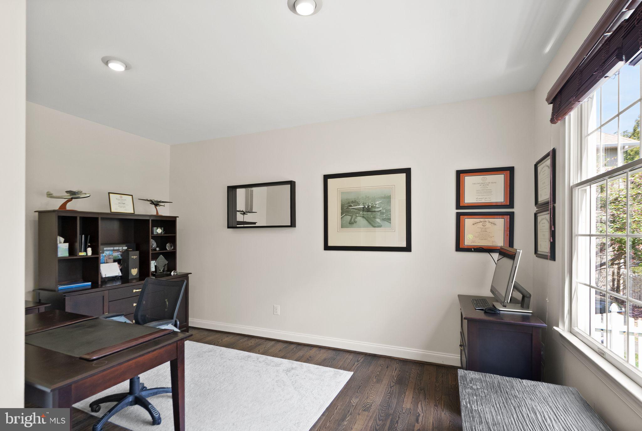 BELMONT COUNTRY CLUB - Residential