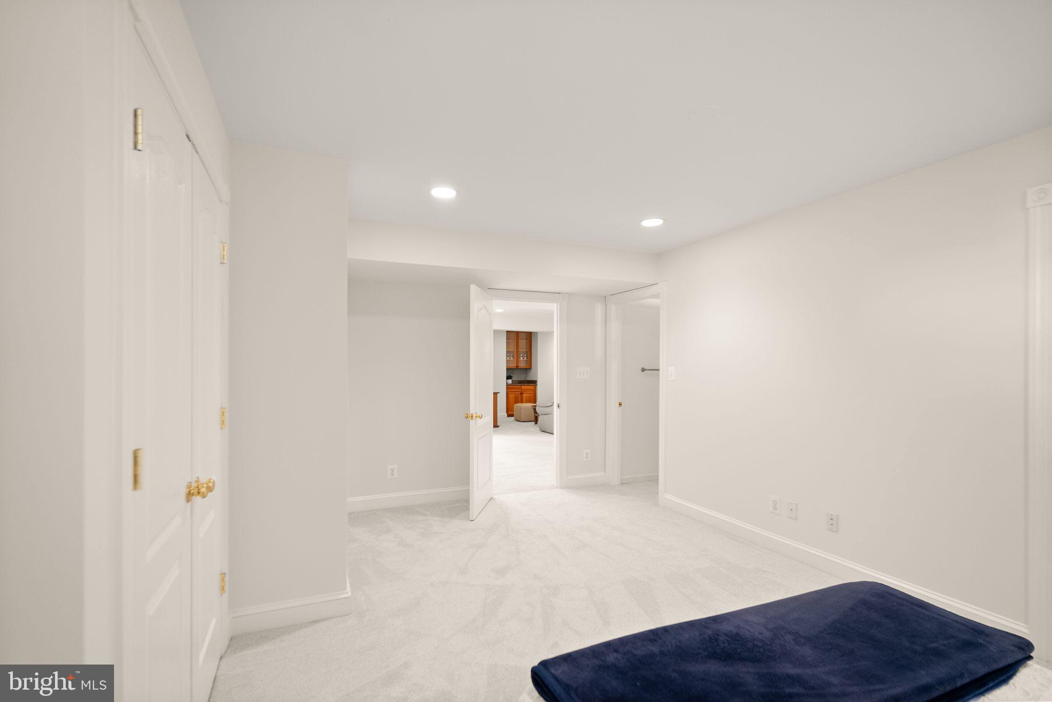 BELMONT COUNTRY CLUB - Residential