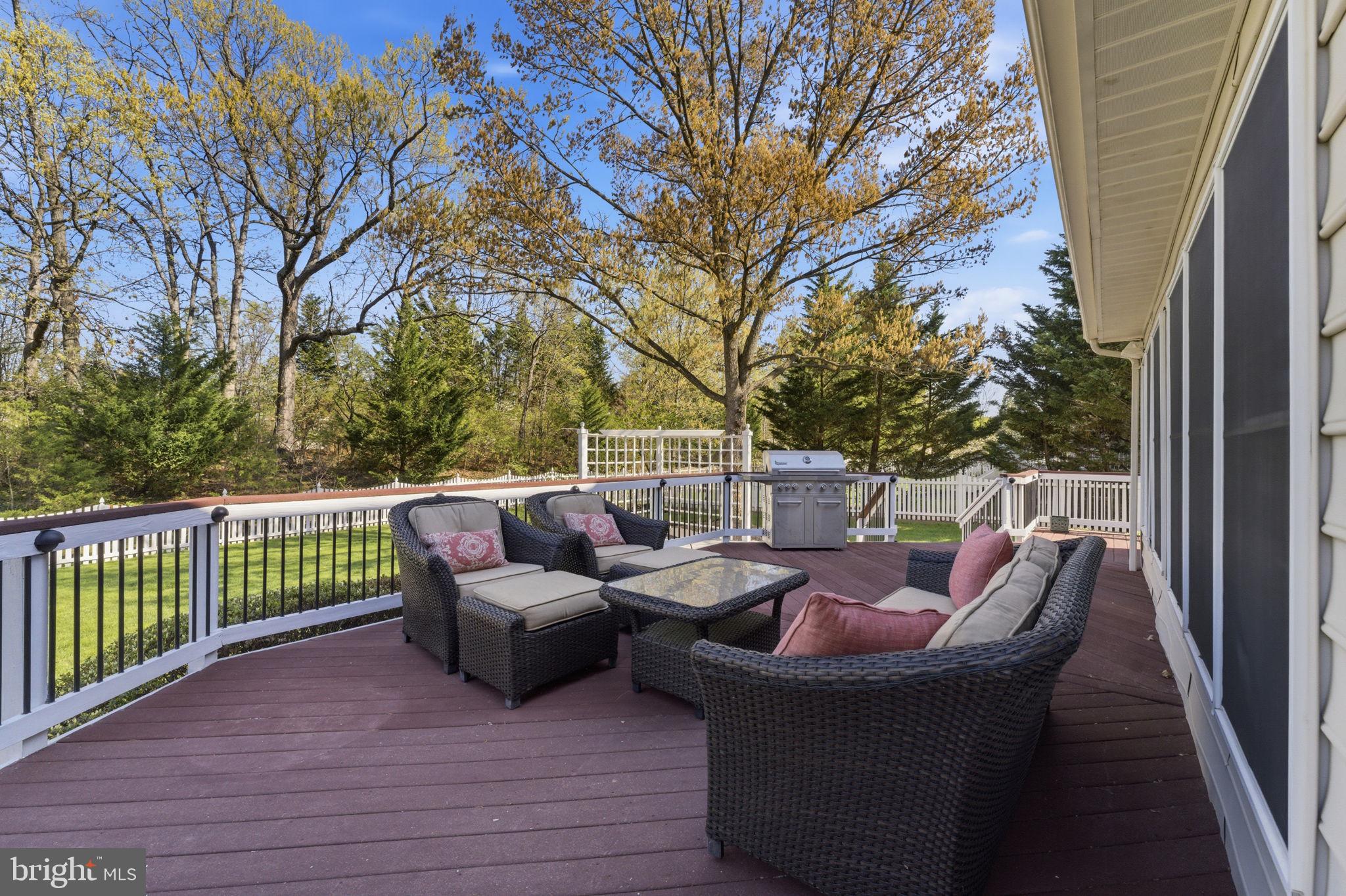 BELMONT COUNTRY CLUB - Residential