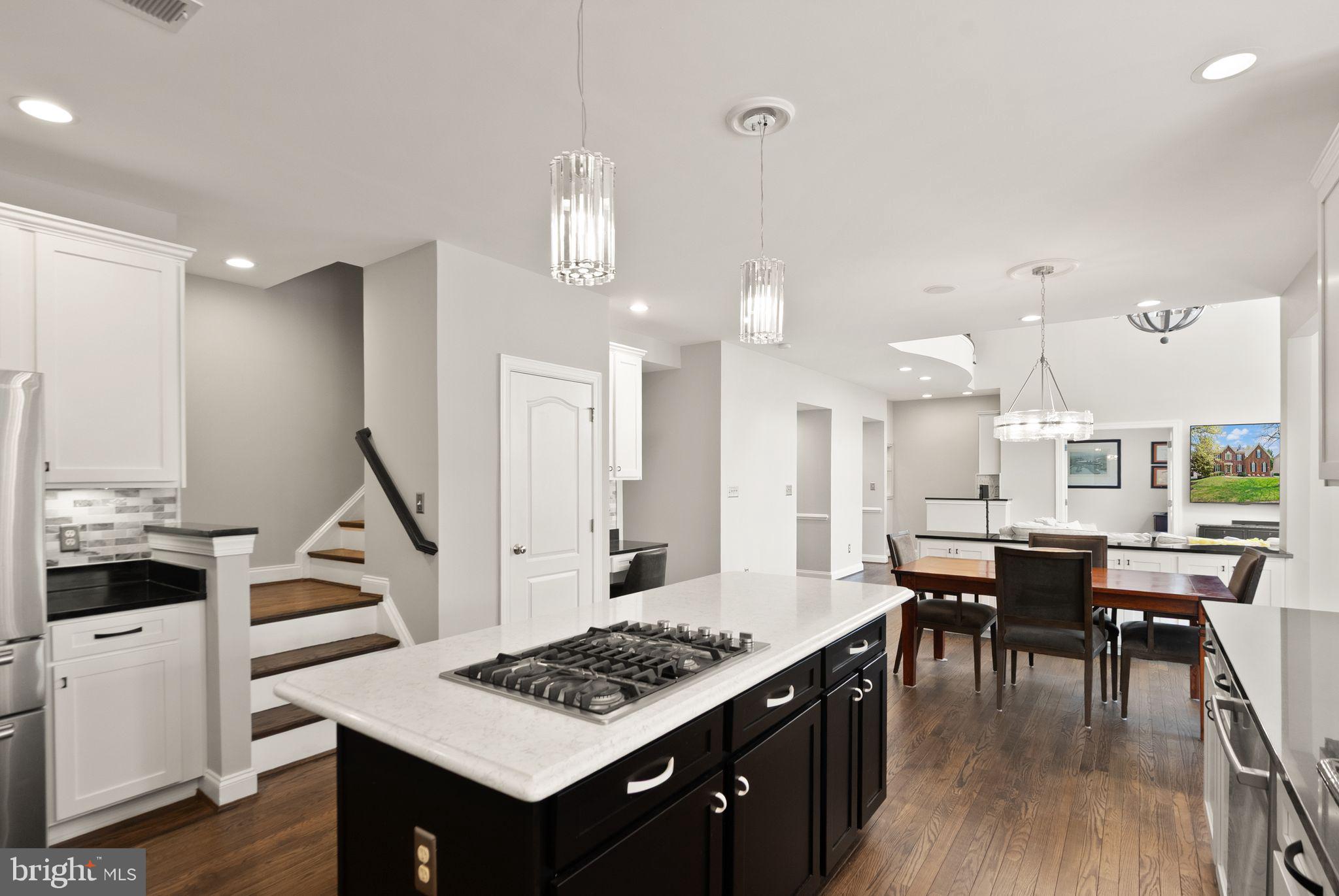 BELMONT COUNTRY CLUB - Residential