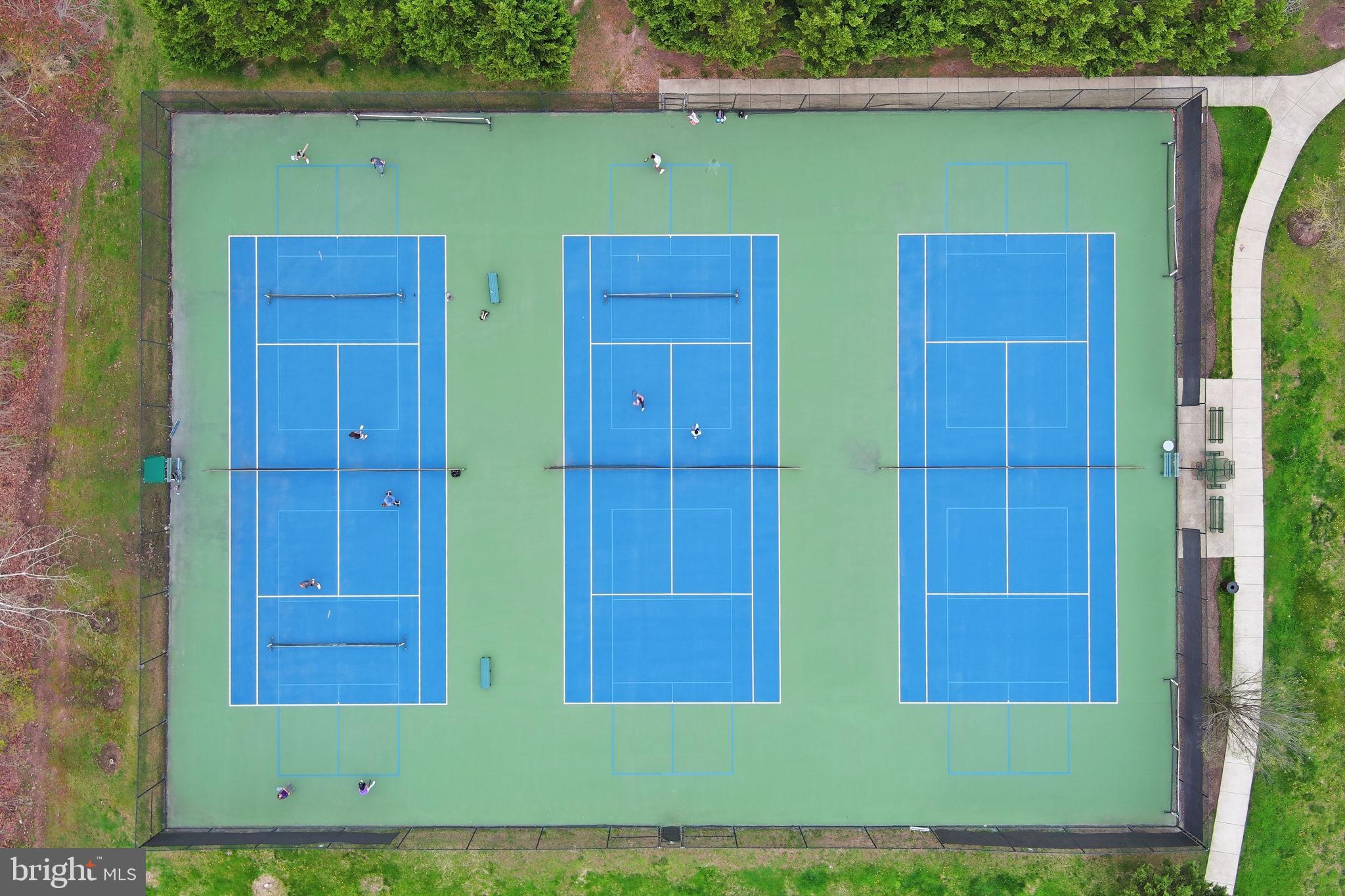 BELMONT COUNTRY CLUB - Residential