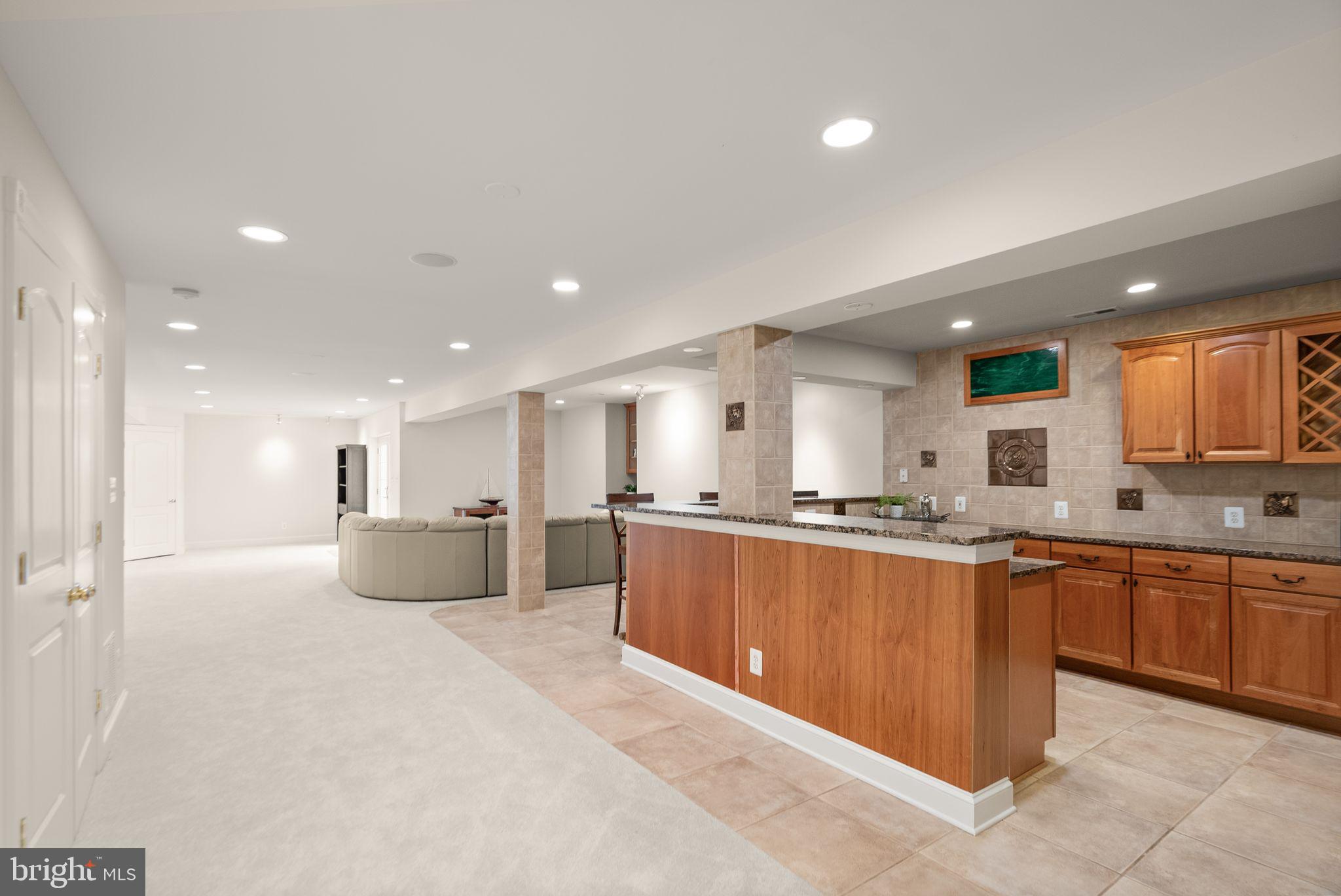 BELMONT COUNTRY CLUB - Residential