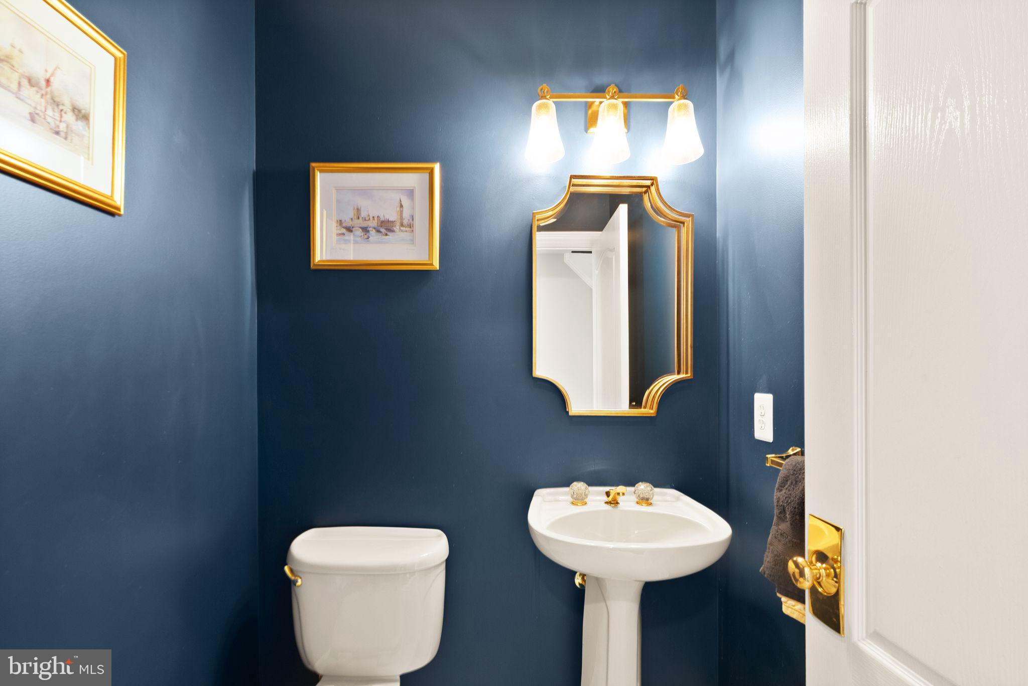 BELMONT COUNTRY CLUB - Residential