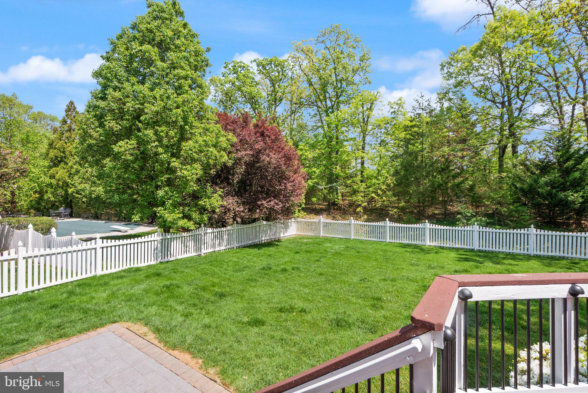 BELMONT COUNTRY CLUB - Residential