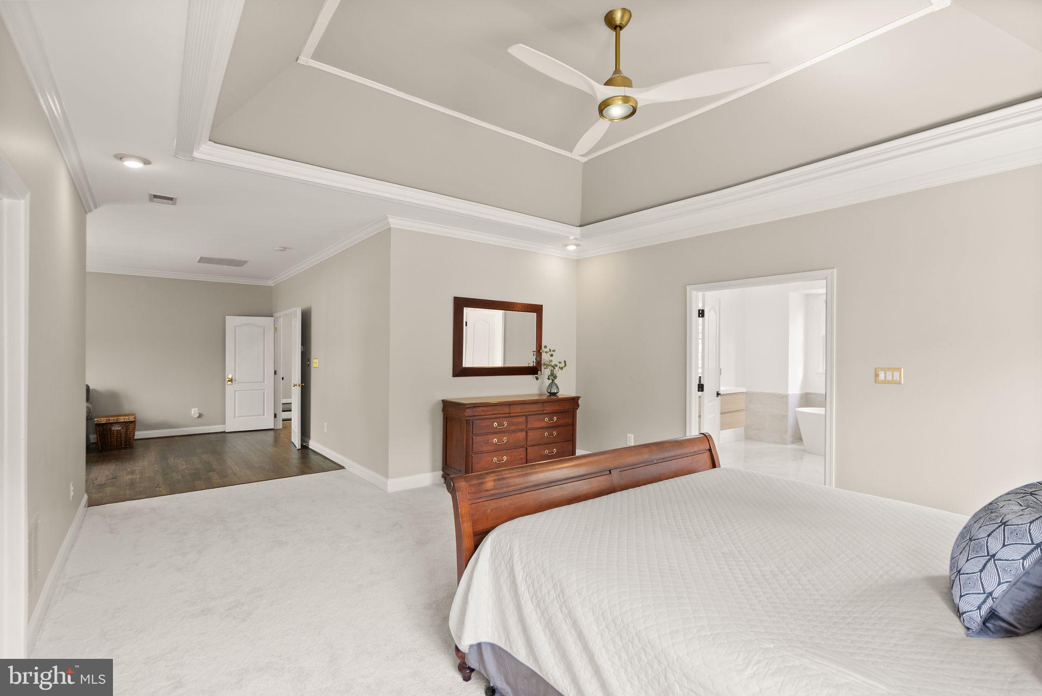 BELMONT COUNTRY CLUB - Residential