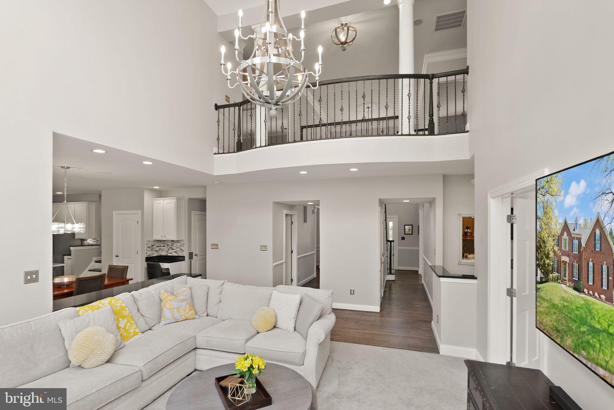 BELMONT COUNTRY CLUB - Residential