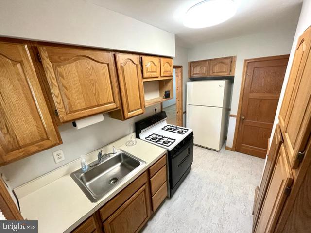 ARUNDEL VILLAGE - Residential