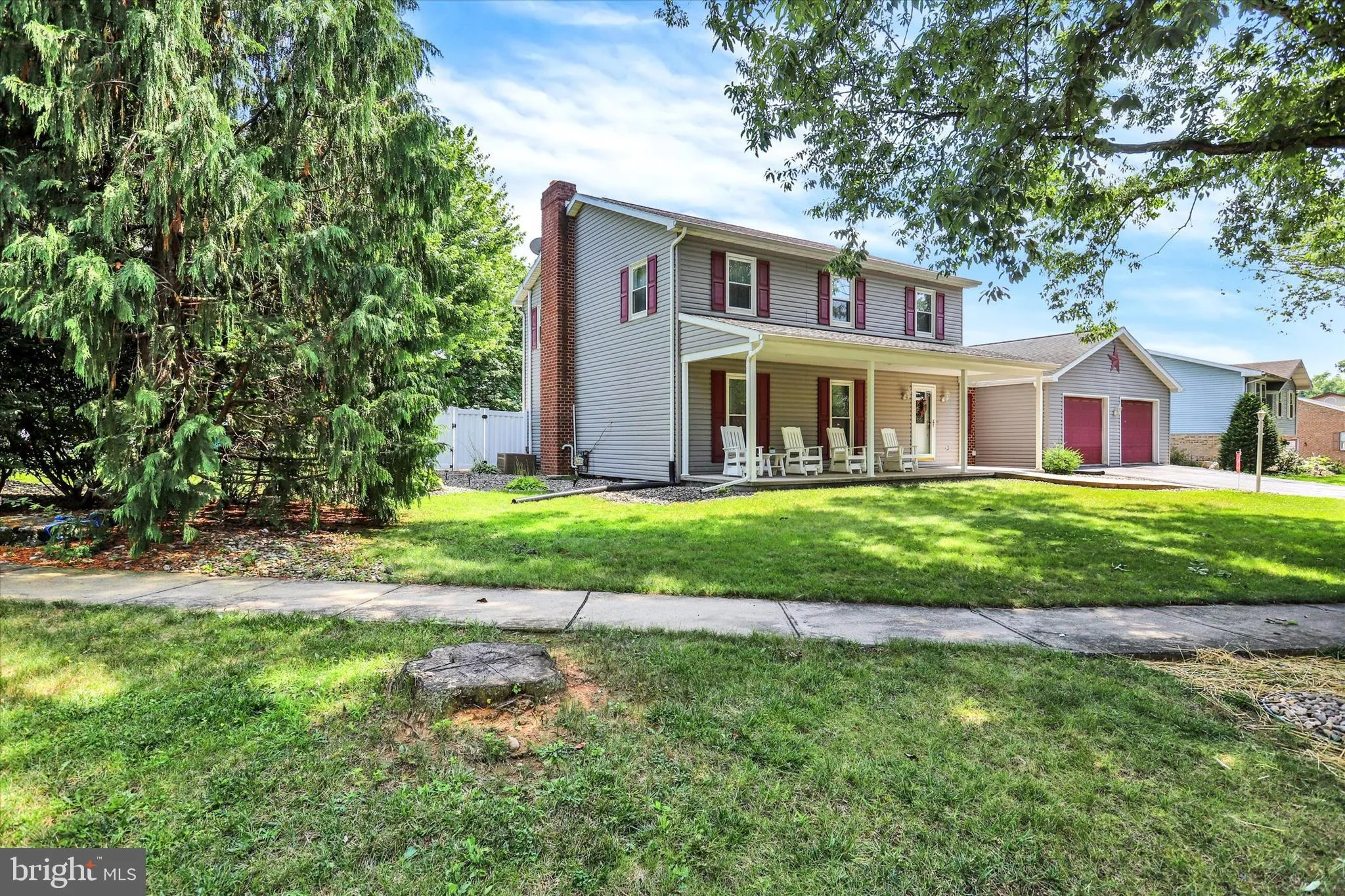 Shippensburg, Pennsylvania 17257, United States, 3 Bedrooms Bedrooms, ,5 BathroomsBathrooms,Residential,Active,174728