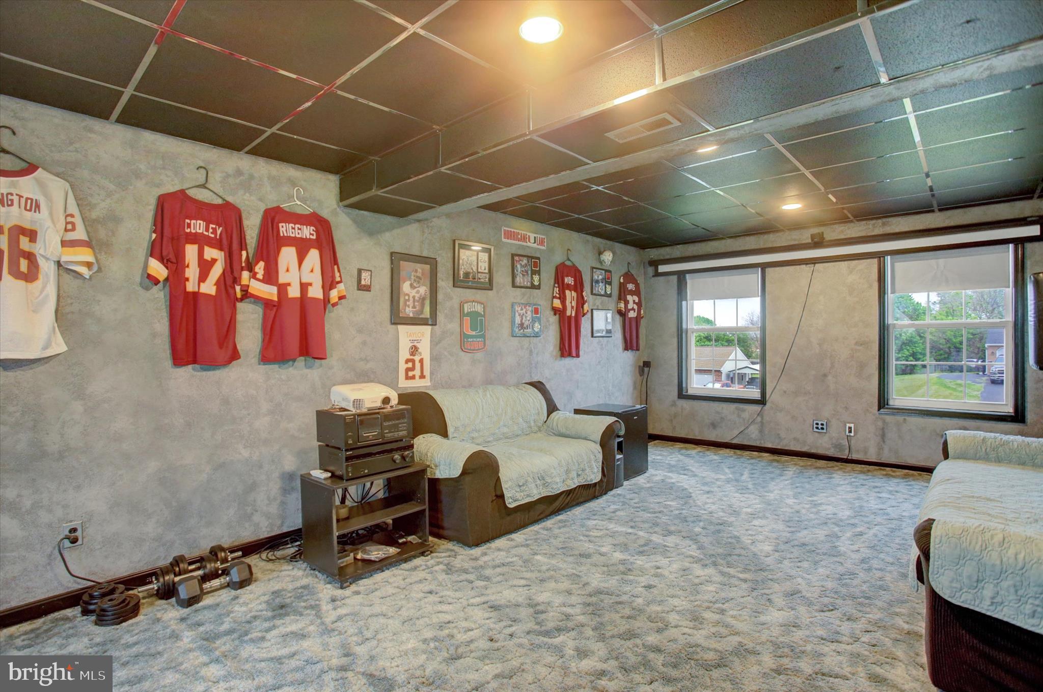 NOTTINGHAM MEADOWS - Residential