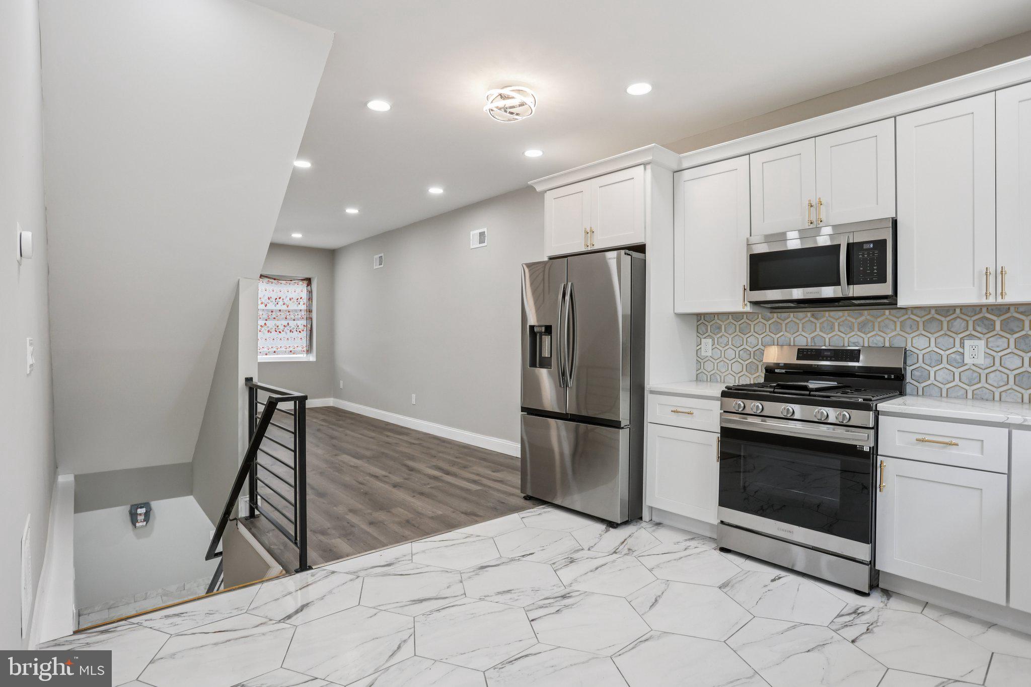 NORRIS SQUARE - Residential