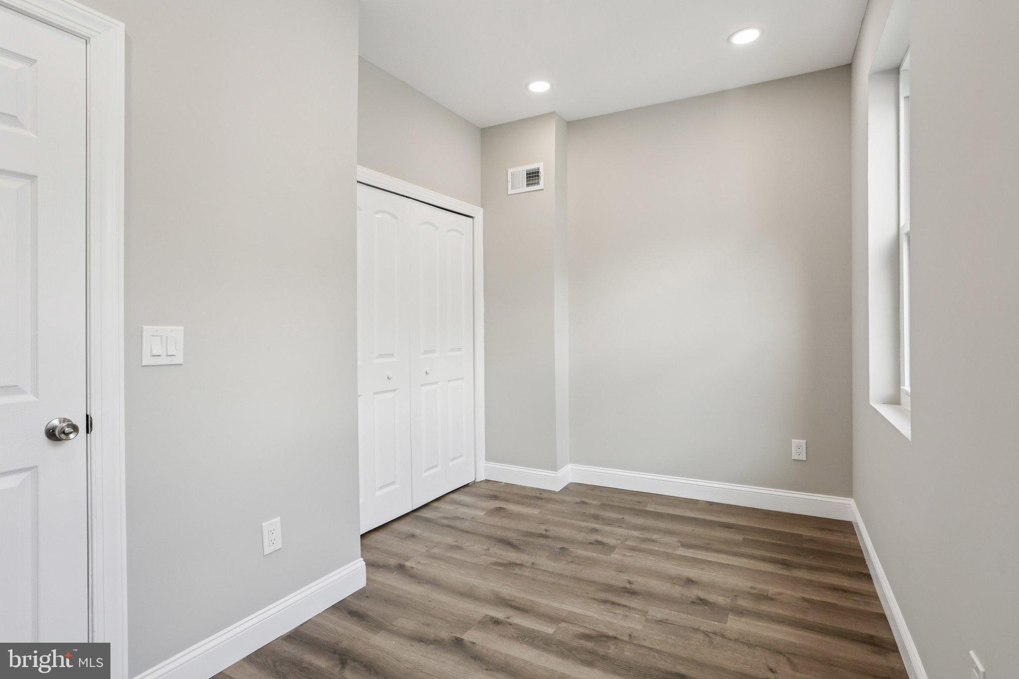 NORRIS SQUARE - Residential