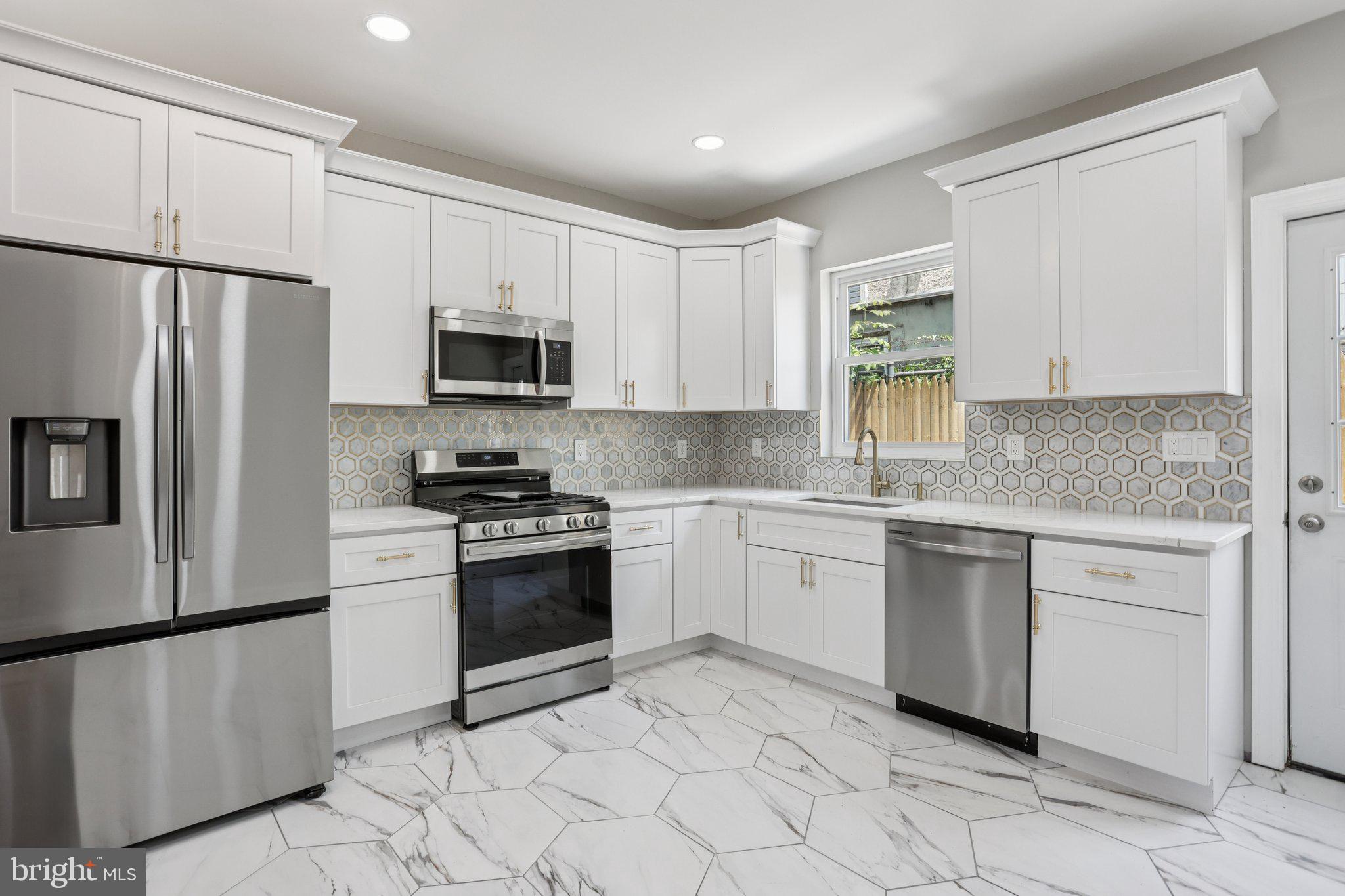 NORRIS SQUARE - Residential