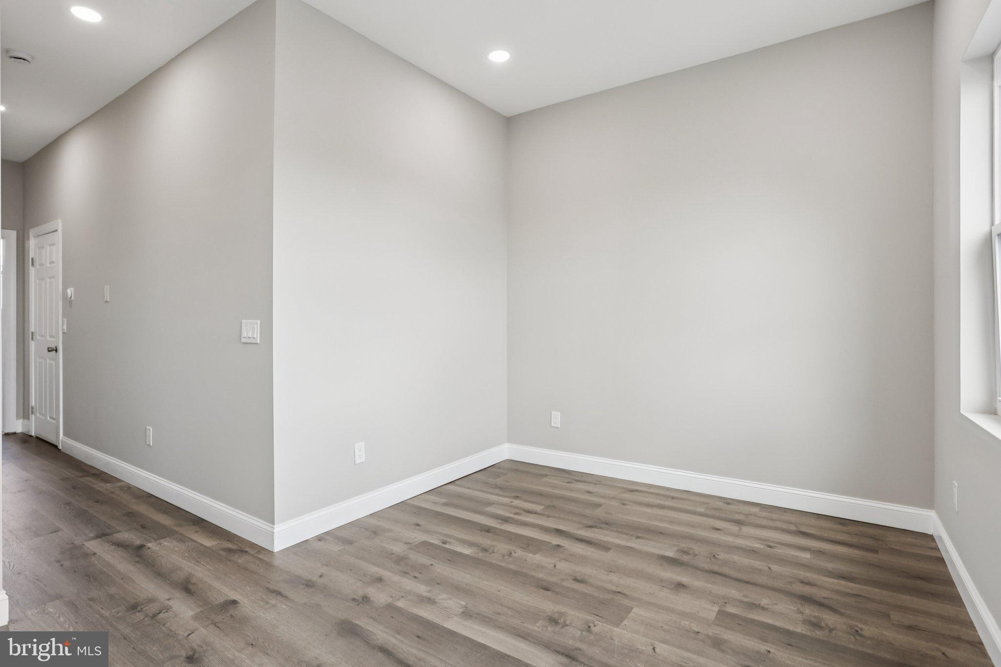 NORRIS SQUARE - Residential