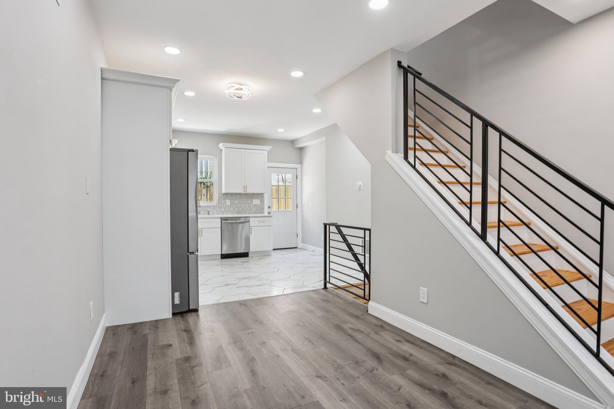 NORRIS SQUARE - Residential