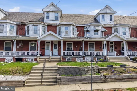 39 Penn Avenue, Souderton, PA 18964 - MLS#: PAMC2174460