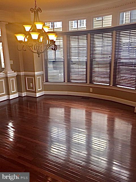 RIVER CREEK - Residential Lease