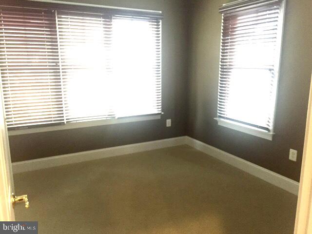 RIVER CREEK - Residential Lease