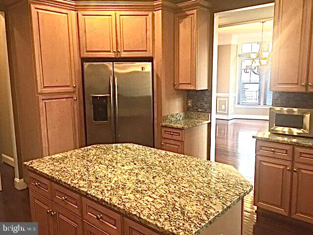 RIVER CREEK - Residential Lease