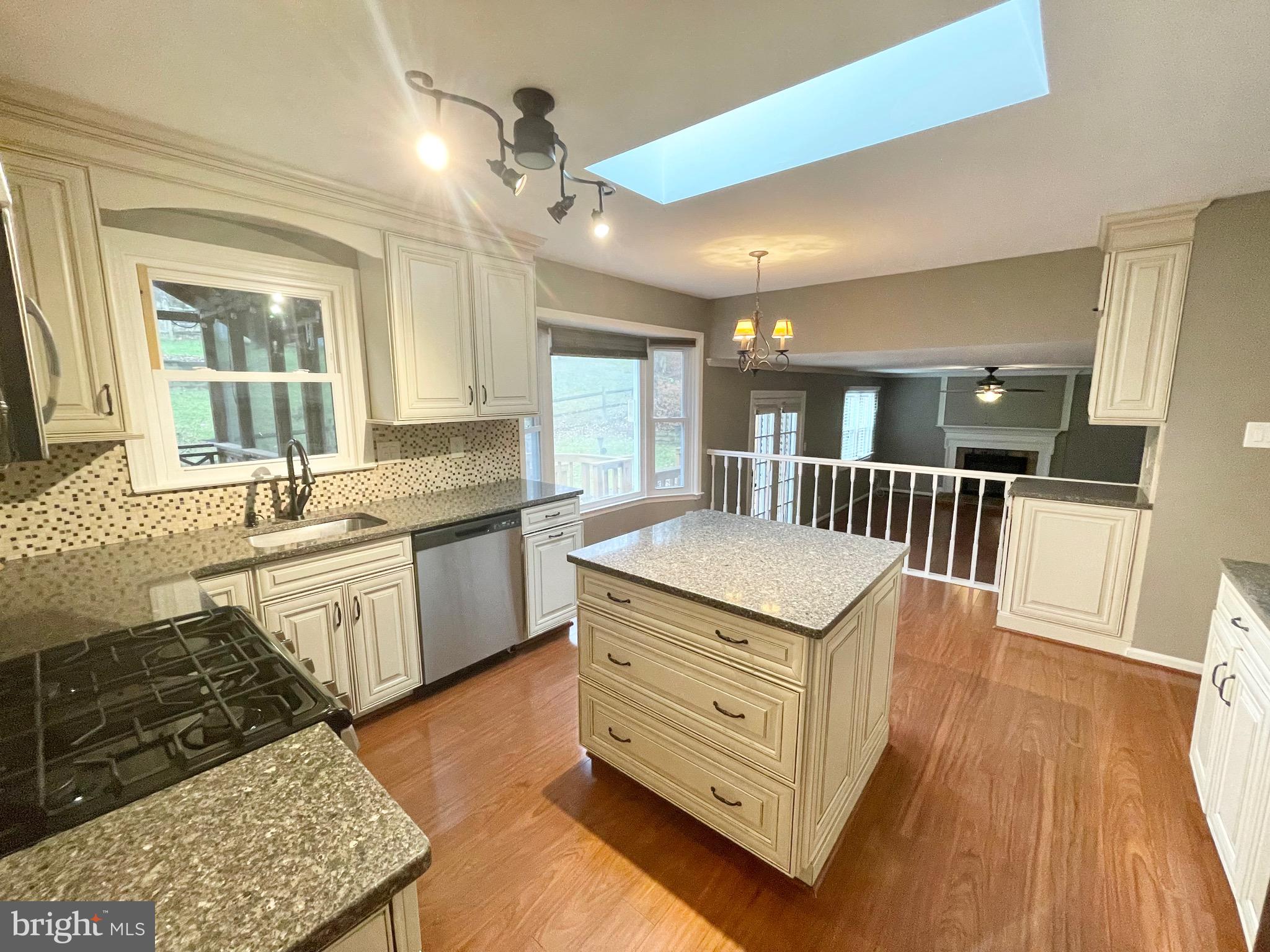 5913 CLERMONT LANDING COURT