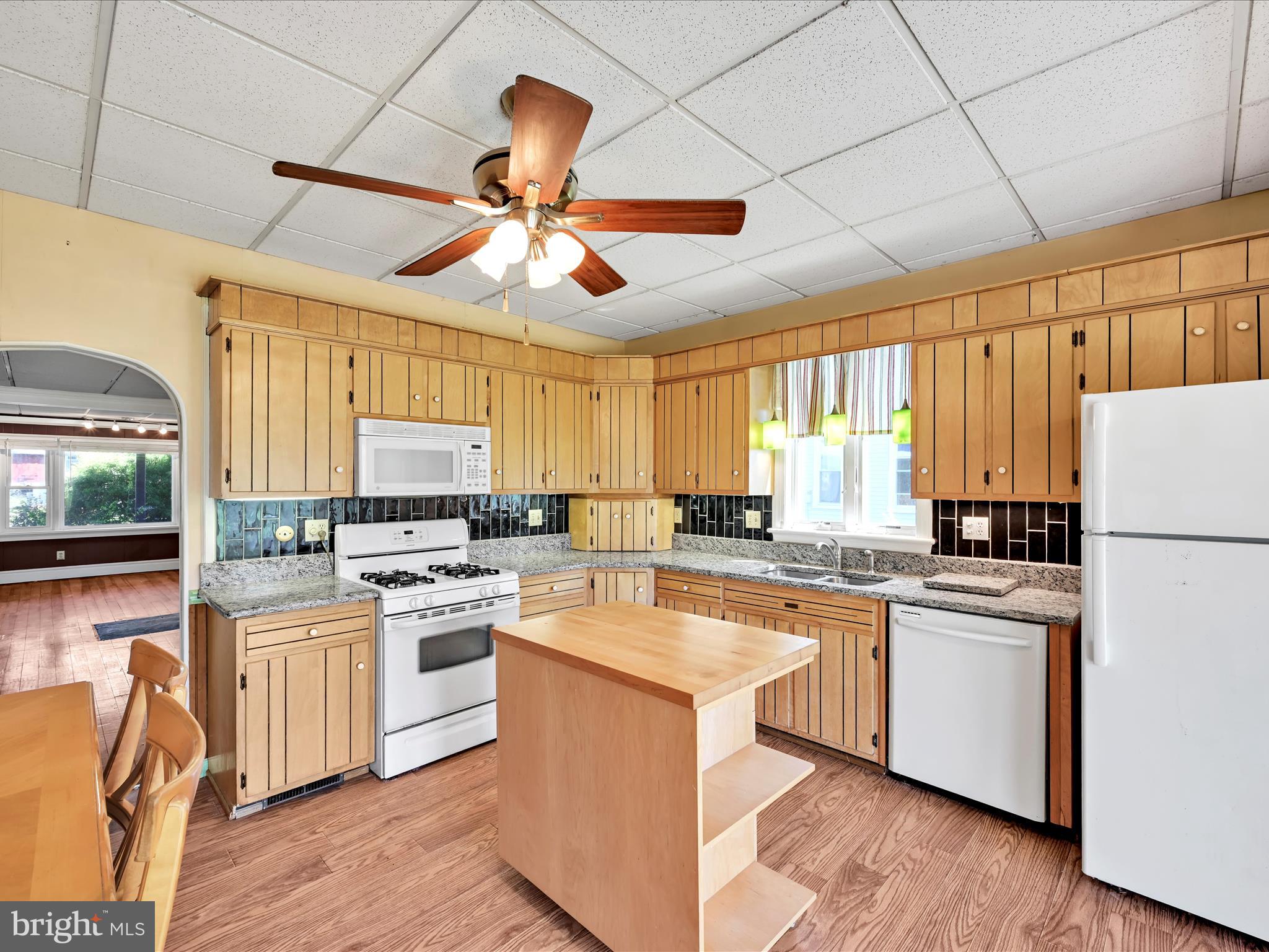 PALMYRA BOROUGH - Residential