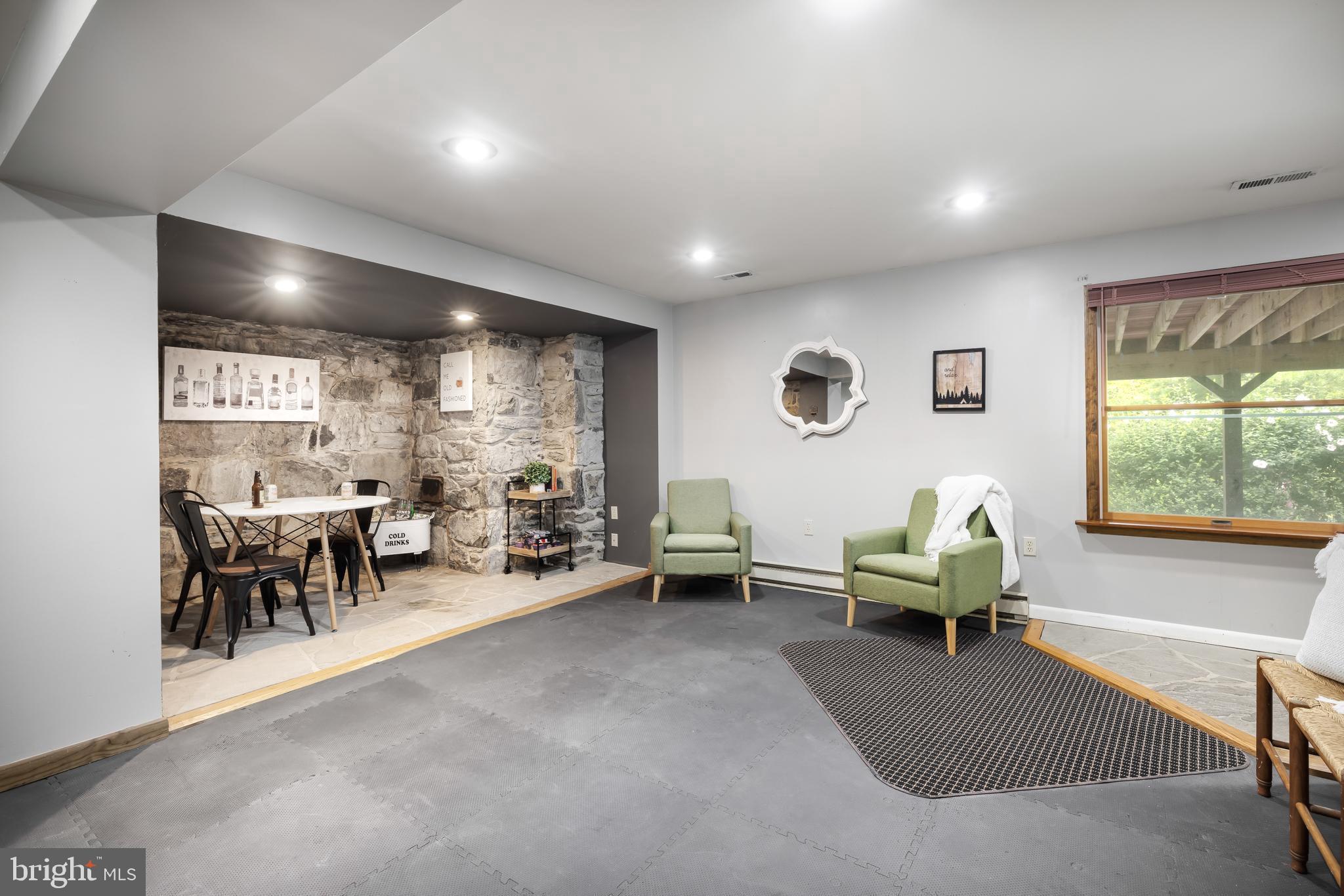 SHANNONDALE - Residential