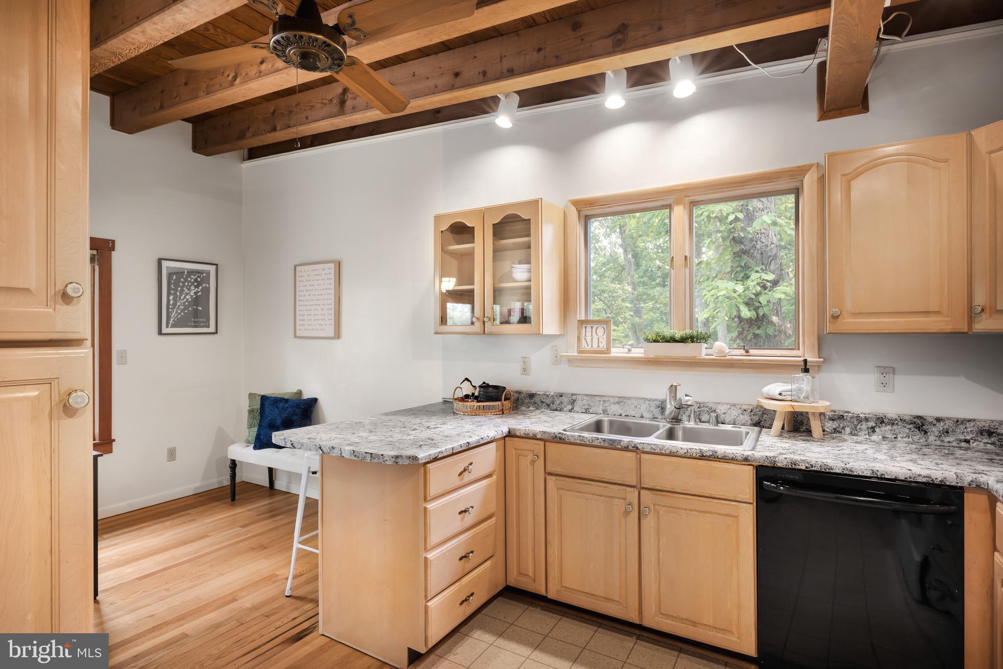 SHANNONDALE - Residential