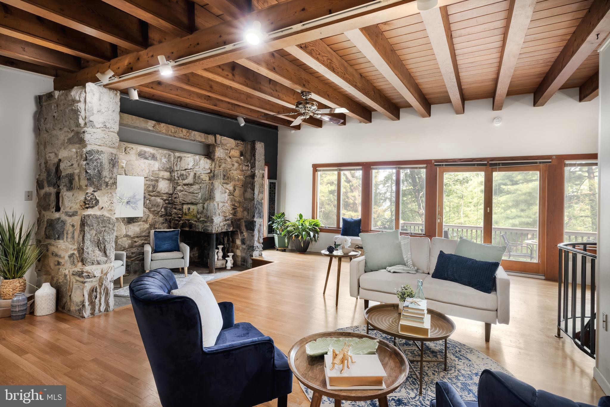 SHANNONDALE - Residential