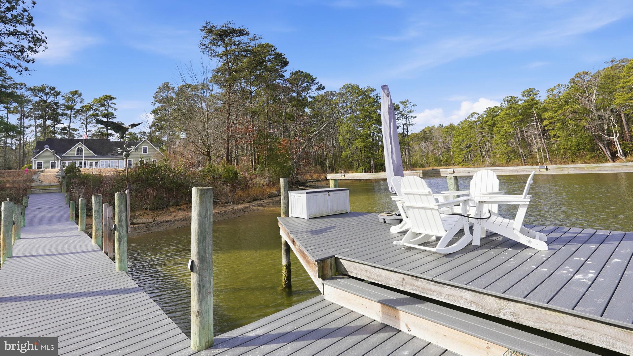 CABIN POINT - Residential