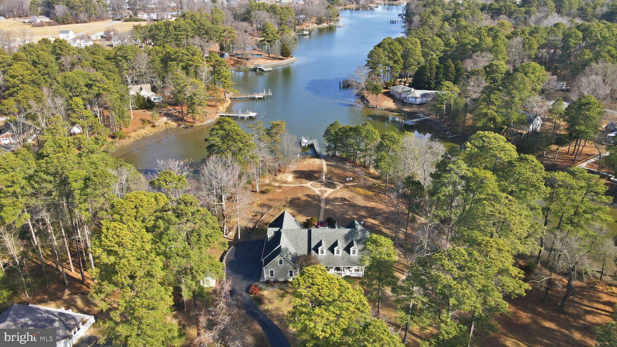 CABIN POINT - Residential