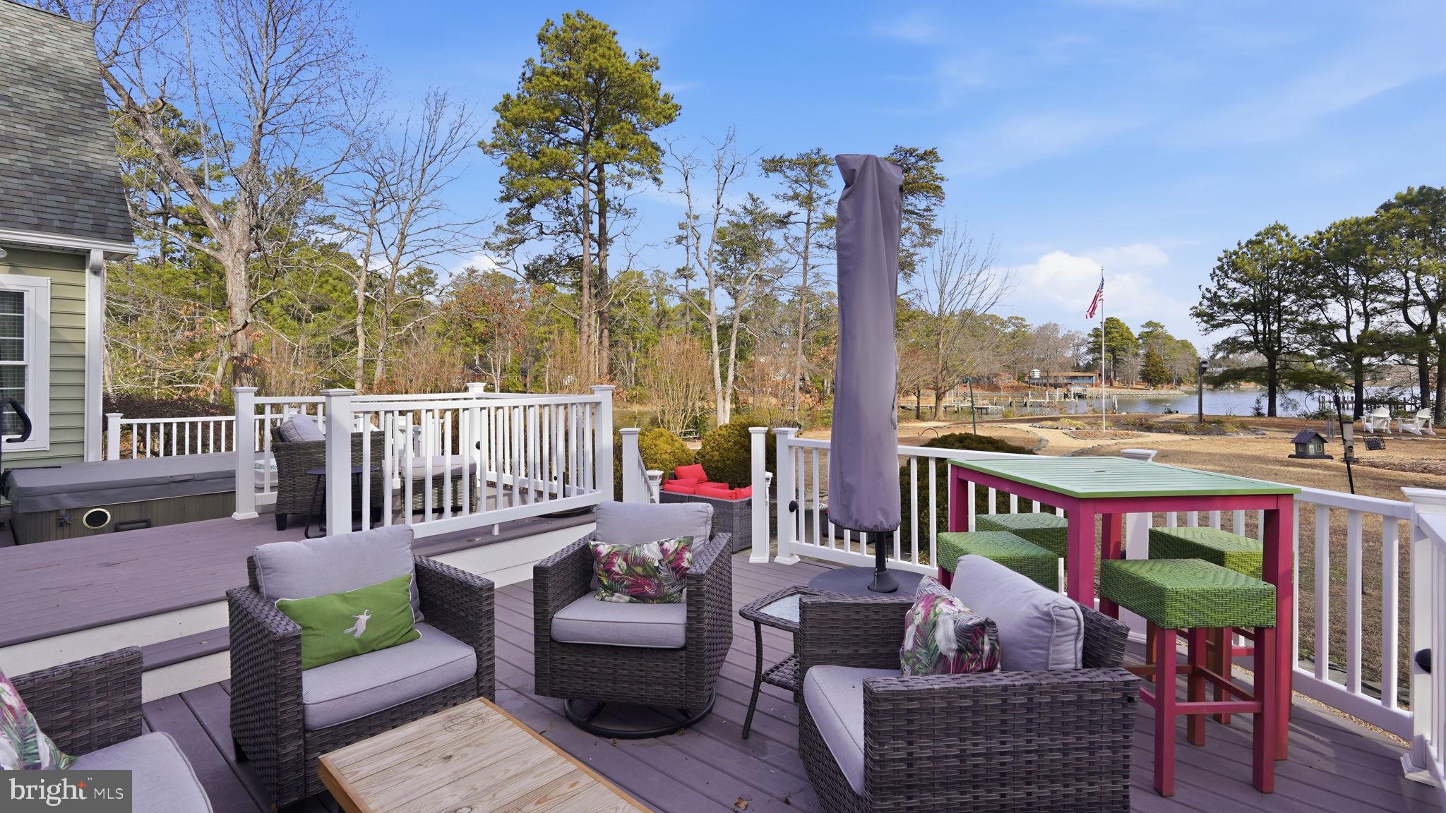 CABIN POINT - Residential