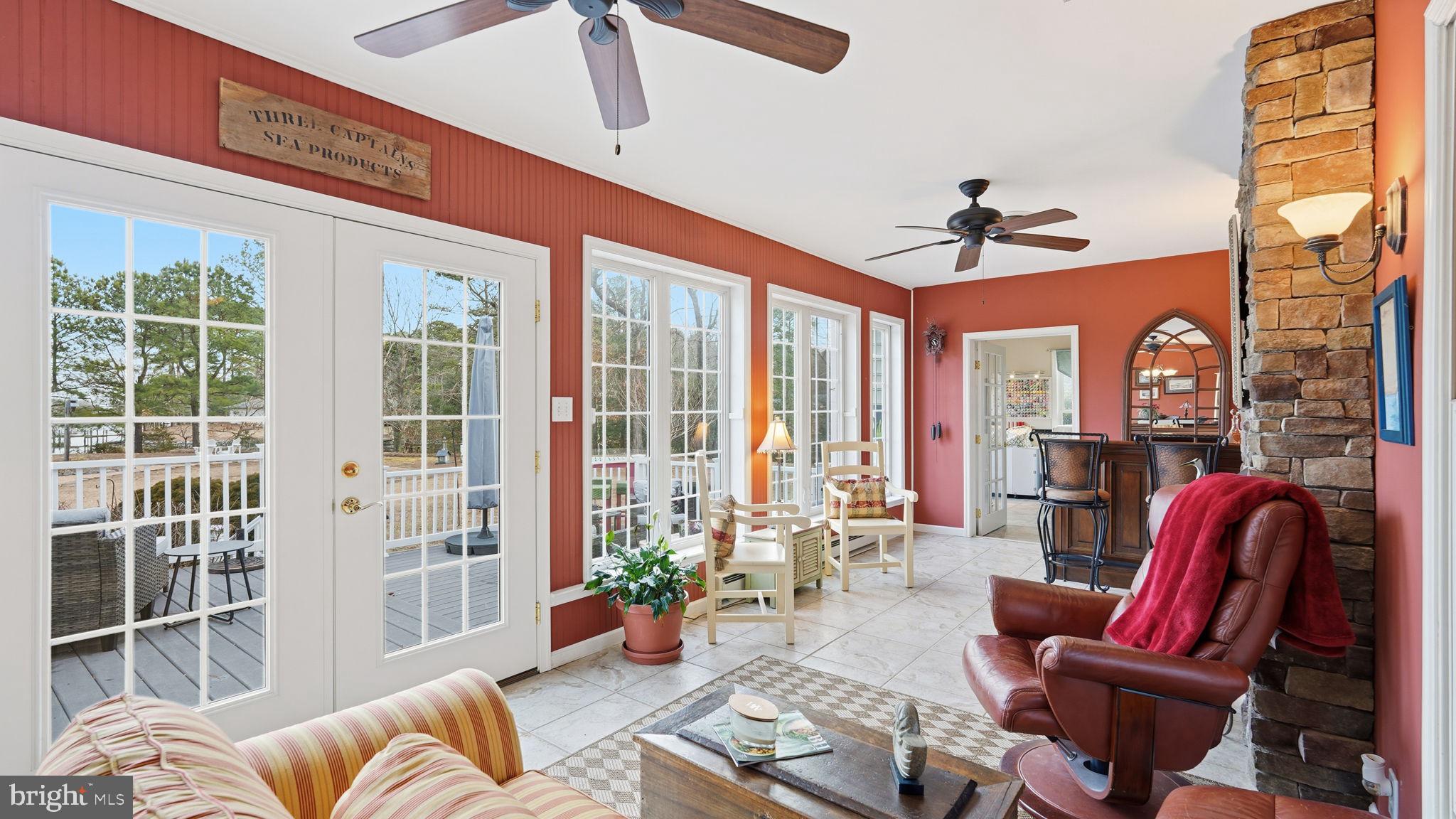 CABIN POINT - Residential