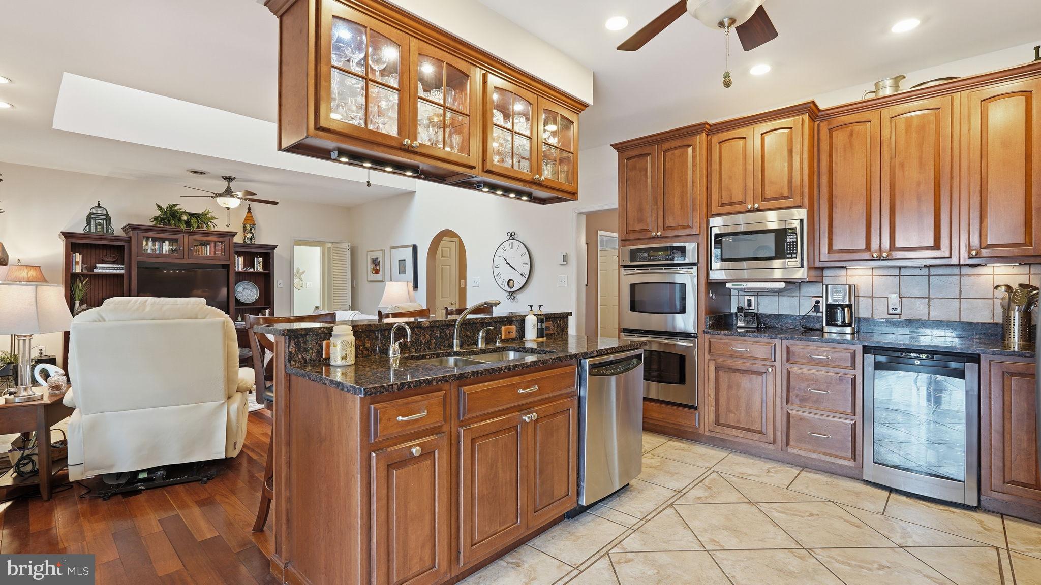 CABIN POINT - Residential