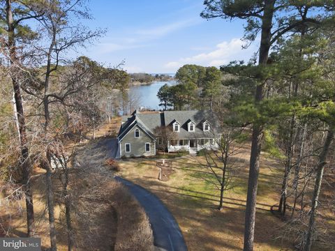 Homes For Sale - 123 Mallard Court<br/> MONTROSS, VA 22520