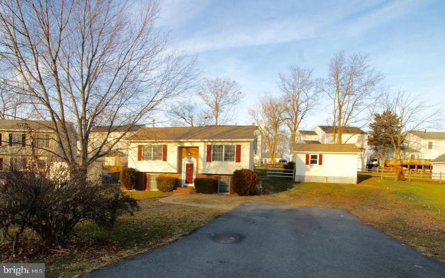 PEMBRIDGE HEIGHTS - Residential Lease