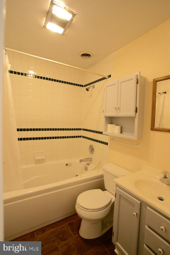 PEMBRIDGE HEIGHTS - Residential Lease