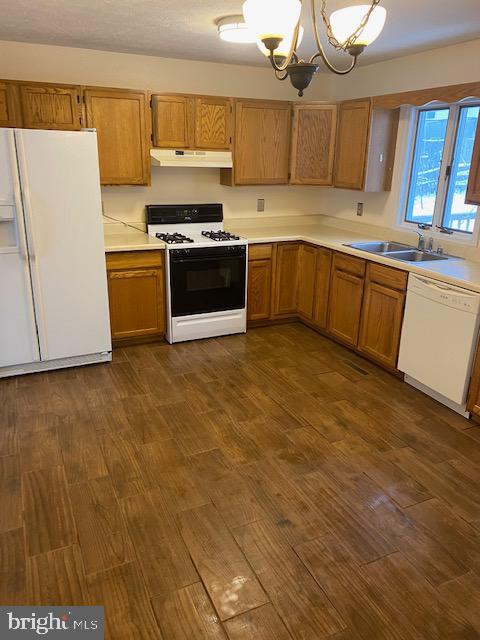 PEMBRIDGE HEIGHTS - Residential Lease