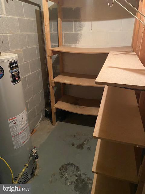 PEMBRIDGE HEIGHTS - Residential Lease