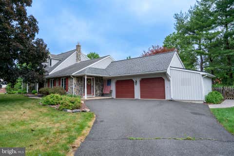 Homes For Sale - 1397 Edgeview Street<br/> EAST GREENVILLE, PA 18041